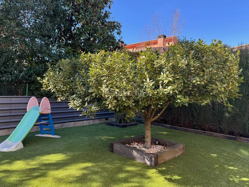 Foto 956c2e37-6bd3-47c5-825c-c49537d6bd35. Casa magnífica casa aislada, situada en el pueblo . en Besalú