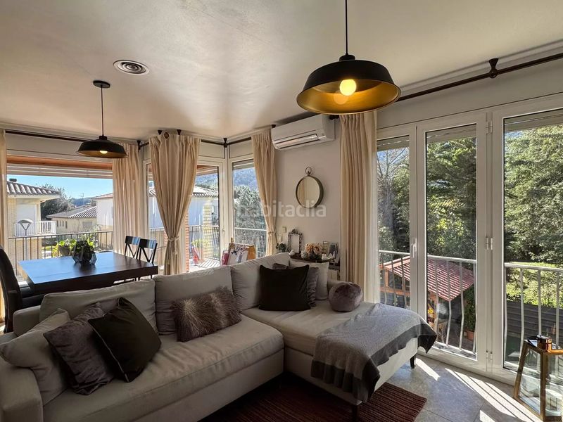 Foto a489db64-4cc1-40b1-bdfd-b6f7004317cf. Casa magnífica casa aislada, situada en el pueblo . en Besalú