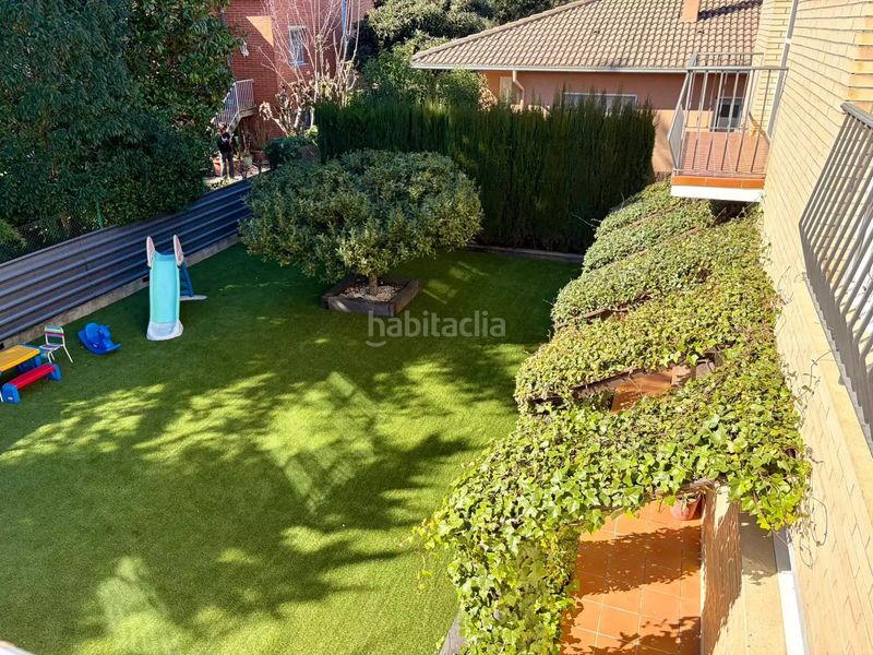 Foto ab92cea4-9050-42f3-8bde-88eb389d8aa3. Casa magnífica casa aislada, situada en el pueblo . en Besalú