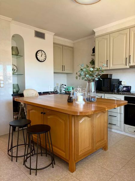 Foto d2a48bde-3068-4f84-9771-6a20d371aa1e. Casa magnífica casa aislada, situada en el pueblo . en Besalú