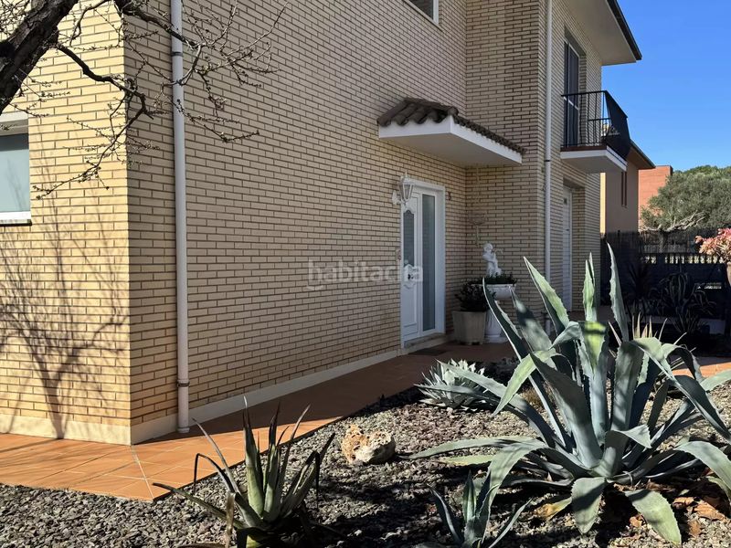 Foto e884c925-e42c-4345-9d74-ee33be6a3ece. Casa magnífica casa aislada, situada en el pueblo . en Besalú