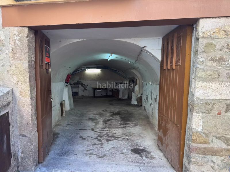 Foto ee3d2721-8dac-4237-8bd5-600b9321f312. Local comercial a Besalú