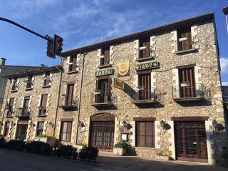 Rent Business premise in Vilablareix. Se alquila restaurante situado en el pueblo de besalú con aparca