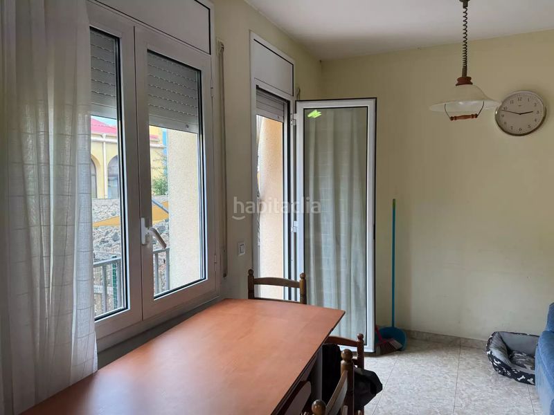 Foto b4e9d5f5-5843-49a6-b09c-93c0c164d9cd. Casa adossada amb calefacció a Dreta de l´Eixample Barcelona