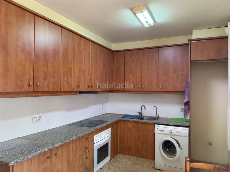 Foto d4e2f9de-aec1-4eb5-95a3-eadbf122534c. Casa adossada amb calefacció a Dreta de l´Eixample Barcelona