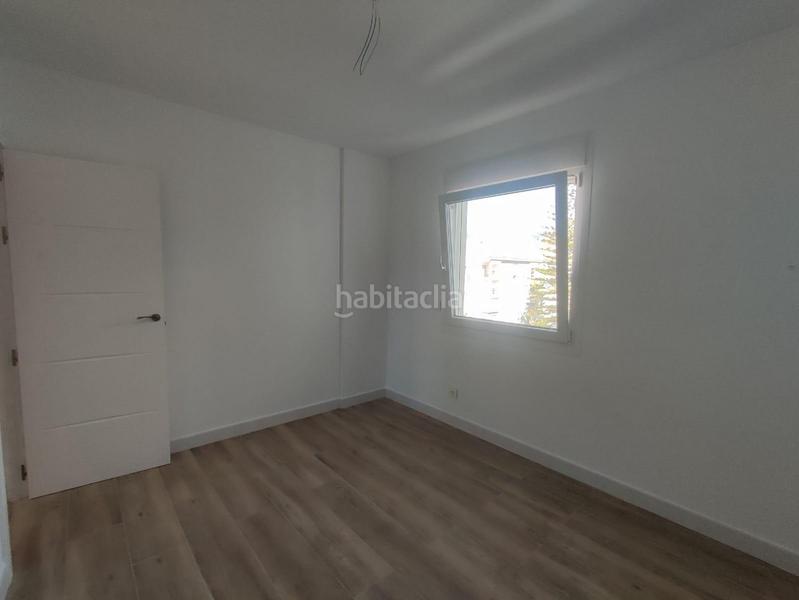 Foto fdb4628d-78ff-4394-a00c-7c35057e75b9. Apartamento  reformado a estrenar zona Puerto Deportivo en Fuengirola