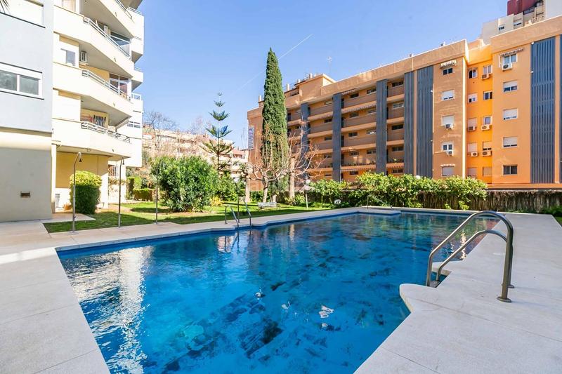 Foto 65eabd86-4ff6-4d90-badd-10d0dbd95eae. Apartamento  reformado con diseño escandinavo zona recinto ferial en Fuengirola
