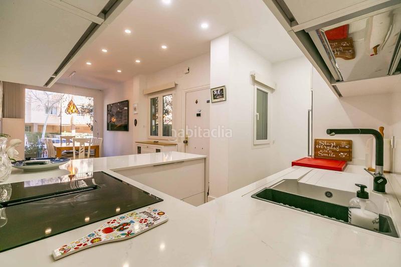 Foto 7bc0c047-dd84-41da-a595-cb529b5e9589. Apartamento  reformado con diseño escandinavo zona recinto ferial en Fuengirola