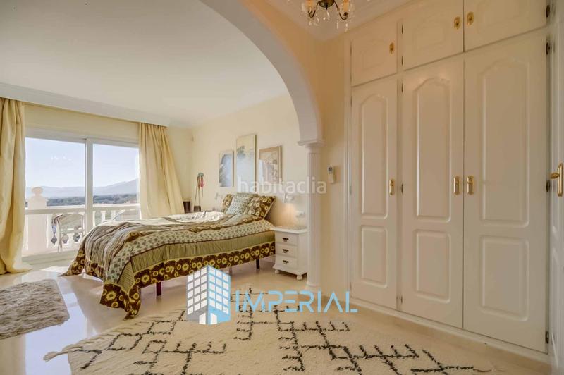 Foto 6345f2c2-f5ce-4b83-ac44-2736e3e1c202. Reihenhaus mit heizung parking pool in Cabopino - Artola Marbella