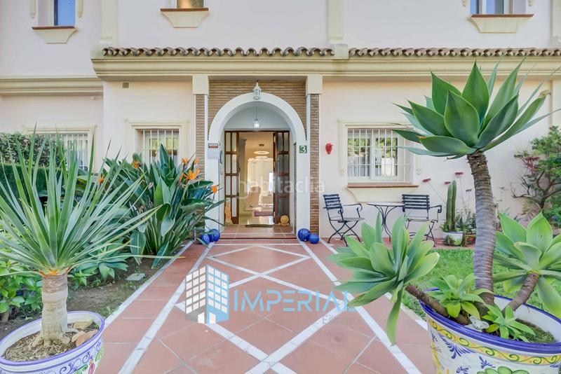 Foto 6ce5c0d8-7811-4ec8-957b-b32a35543860. Reihenhaus mit heizung parking pool in Cabopino - Artola Marbella