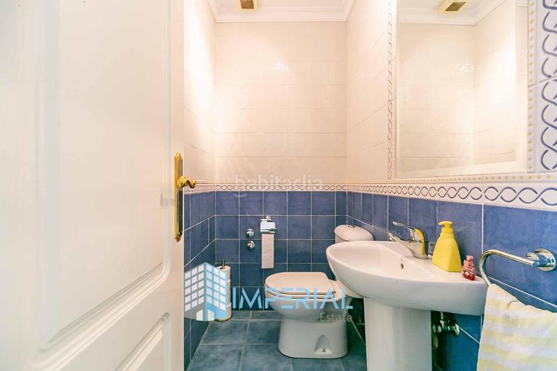 Foto af9fd087-4cf6-45d7-aea8-88b6cadb8587. Reihenhaus mit heizung parking pool in Cabopino - Artola Marbella