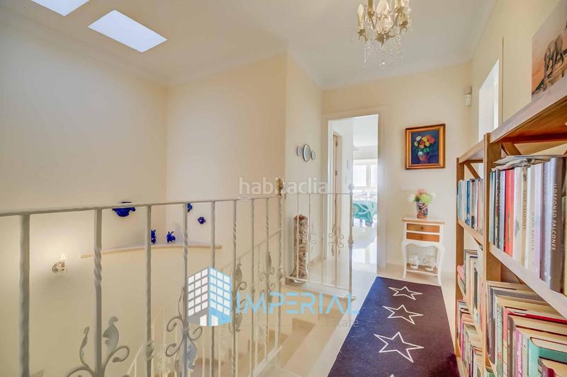 Foto cbc500e4-1c4b-4baf-9968-9b72a7ea6244. Reihenhaus mit heizung parking pool in Cabopino - Artola Marbella