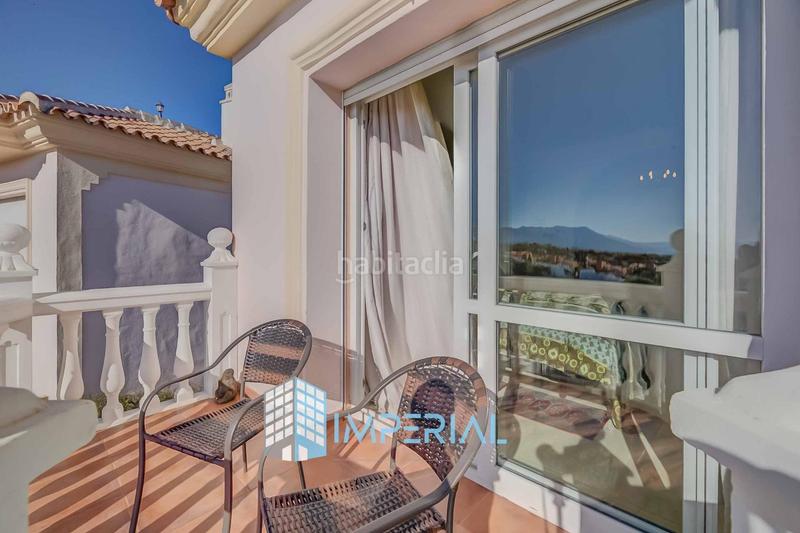 Foto e37b6550-1d9f-4f9c-abf9-4f139a573a71. Reihenhaus mit heizung parking pool in Cabopino - Artola Marbella