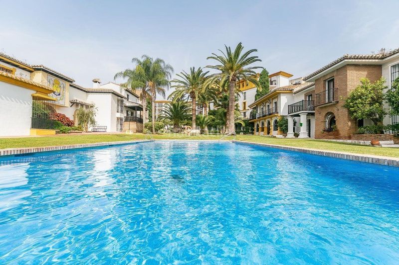 Foto 560bb509-f166-4c42-9db2-9f8f6c1c8aa4. Apartament amb piscina a Centro ciudad Fuengirola