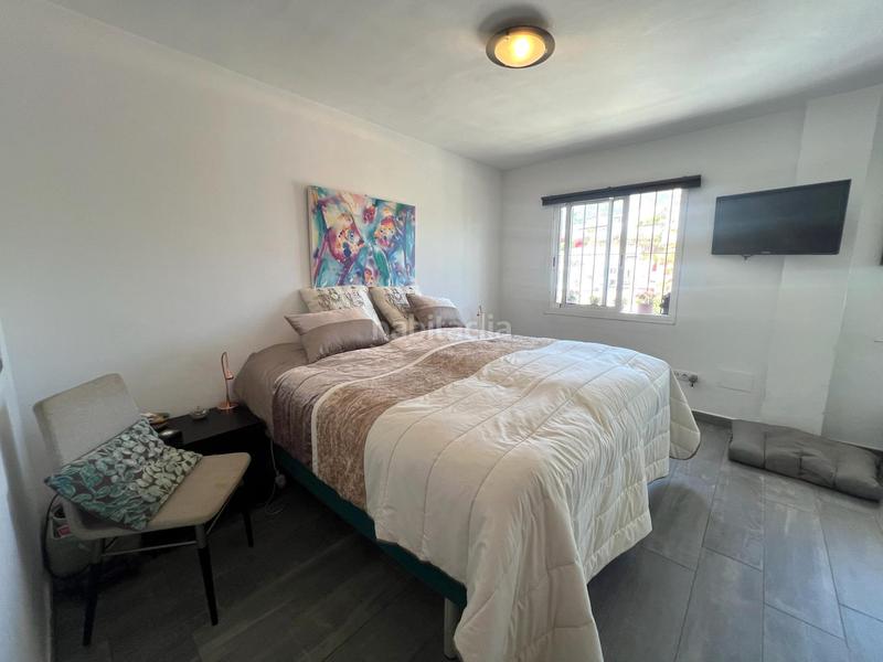 Foto 464dcbd8-940b-41c5-b831-82dc788f02d0. Casa aparellada amb aparcament piscina a Torreblanca del Sol Fuengirola