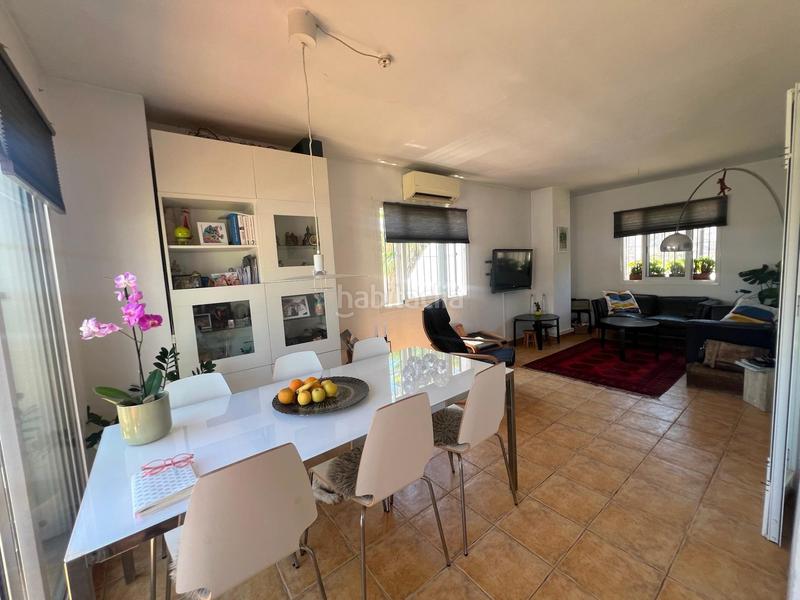 Foto e98d0f7a-8a36-4377-a3b6-9ce980d906e2. Casa aparellada amb aparcament piscina a Torreblanca del Sol Fuengirola