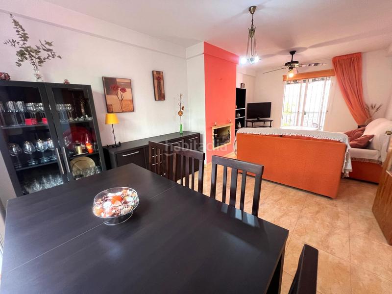 Foto 120da675-059b-4bbb-baed-25bd608dbd1e. Reihenhaus mit parking pool in Los Boliches Fuengirola