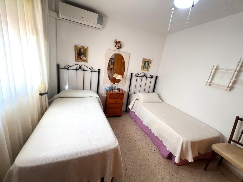 Foto 469a54c5-f015-44f6-99ec-887a73ecd962. Reihenhaus mit parking pool in Los Boliches Fuengirola