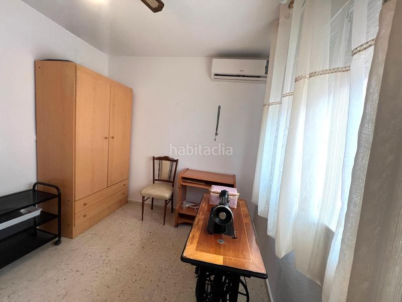 Foto 67828dbc-ad60-415b-9da6-fac2f95978d5. Reihenhaus mit parking pool in Los Boliches Fuengirola