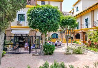 Traspàs Local Comercial a Puerto Deportivo. Barcafetería en venta en puebla lucia, fuengirola