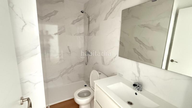 Foto a8ca9b2c-dd2f-4b28-b0c2-4b6ff03404a1. Apartament amb aparcament a Las Flores Mijas