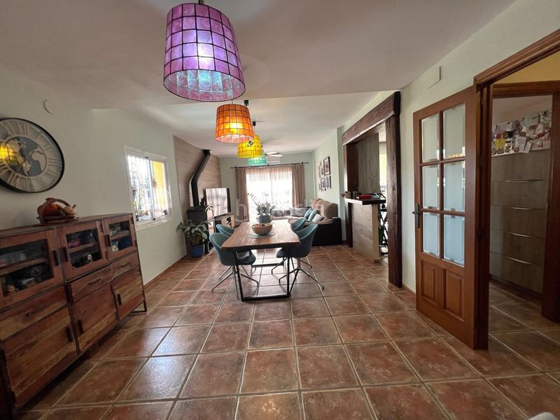 Foto 861f30fd-9aaf-4b07-8ca3-1b34b8c4a4e7. Casa adossada amb aparcament piscina a Los Ríos Mijas