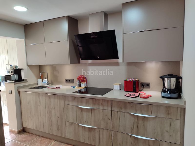 Foto 936099f2-b912-4f0d-b89e-a55e9ecbcf3b. Casa adossada amb aparcament piscina a Los Ríos Mijas