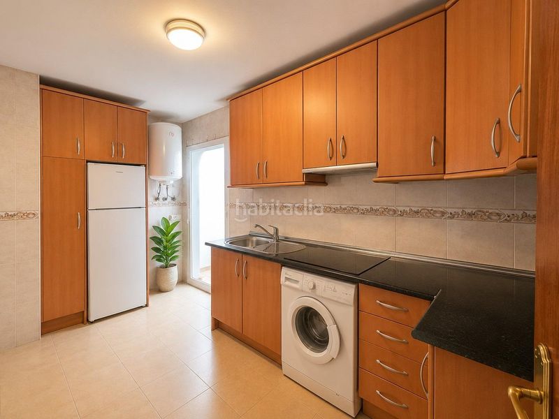 Foto b43f84df-2f2d-467e-aa11-31c0f21243e8. Apartament amb aparcament piscina a Los Ríos Mijas