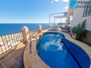 Chalet à Calle bellavista 15. Impresionante villa de 4 dormitorios en venta con vistas panorám