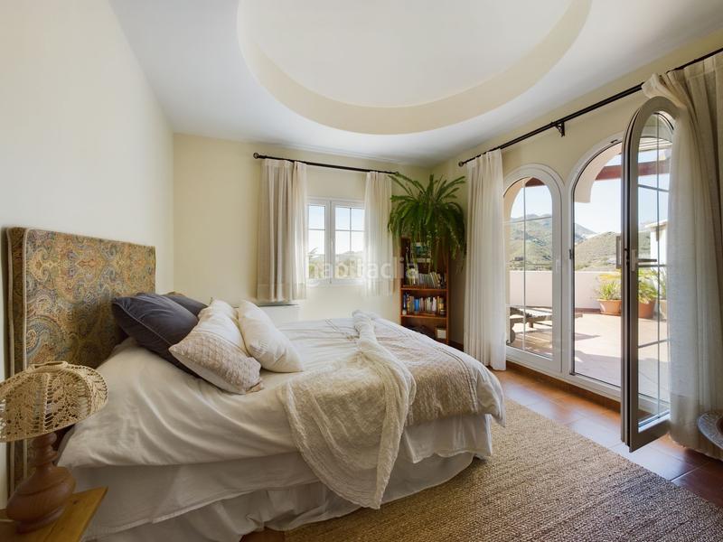 Foto 3ab58d94-d3fb-4298-8944-5f3ff90b0bee. Chalet en calle alondra 8 sensacional chalet y anexo independiente en venta , almería, andalucía con impresionantes vistas de las montaña en Mojácar