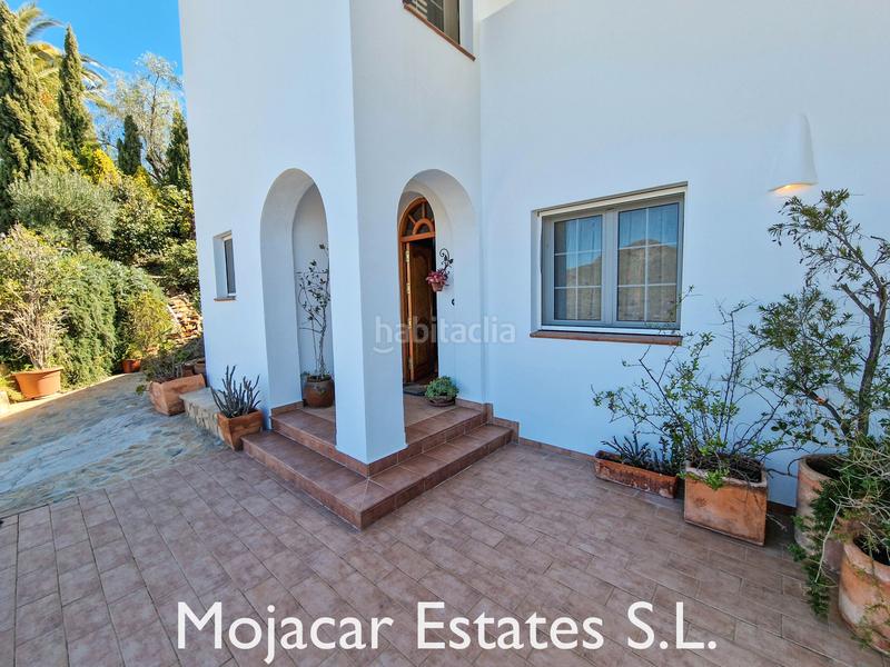 Foto b0914c0b-47d4-4fb7-a6e9-59649bc73967. Chalet en calle alondra 8 sensacional chalet y anexo independiente en venta , almería, andalucía con impresionantes vistas de las montaña en Mojácar