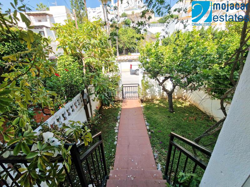 Foto 58b468c6-92f9-4ef0-a3b4-66b48f0b1670. Casa adosada en calle alegría 20 casa adosada de 5 dormitorios en venta playa, almería, andalucía - cerca de la playa con jardín privado, vistas al mar en Mojácar
