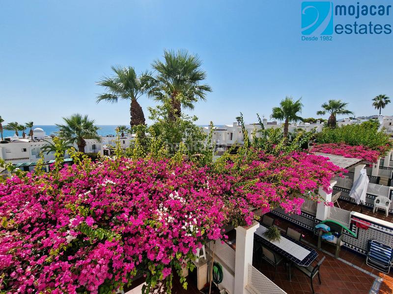 Foto f5ca88ec-9fc3-4f5a-b304-a239e0aebd80. Casa adosada en calle alegría 20 casa adosada de 5 dormitorios en venta playa, almería, andalucía - cerca de la playa con jardín privado, vistas al mar en Mojácar