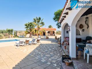 Chalet  Camino el navajo 51. Villa independiente en venta en turre, almería, con casa de invi