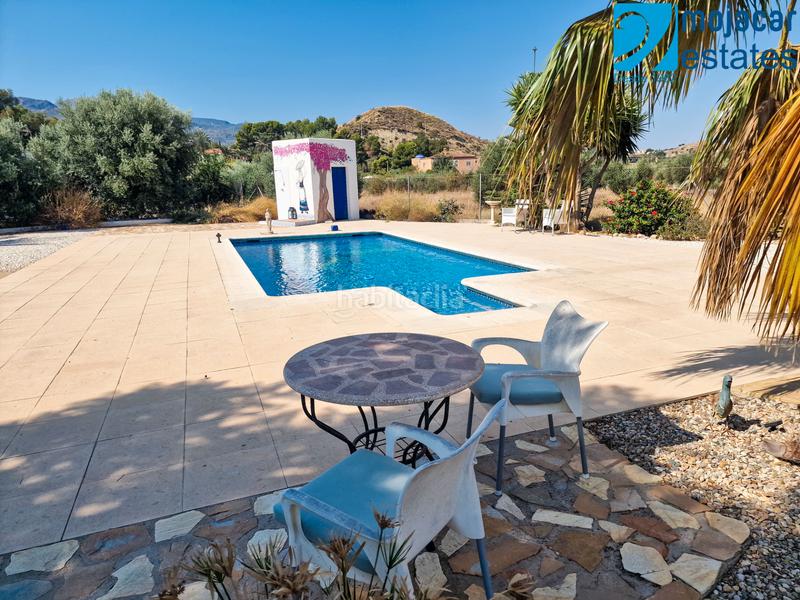 Foto c0361993-eb40-48f4-92b1-1e9b3b58af77. Chalet en camino el navajo 51 villa independiente en venta en turre, almería, con casa de invitados independiente, piscina y vistas a la montaña en Mojácar