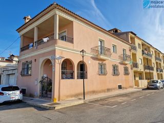 Casa pareada en Calle antonio machado 2. Gran casa adosada en venta en turre, almería, andalucía