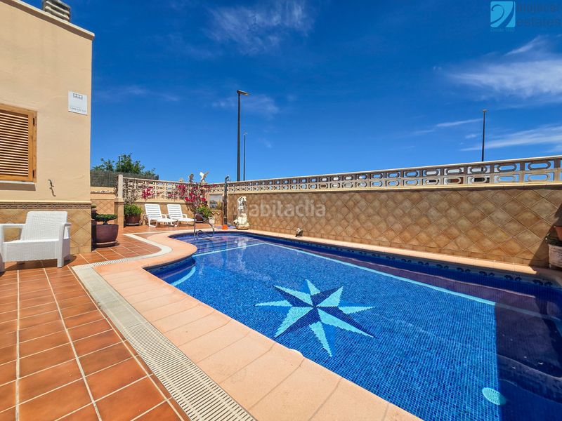 Foto 7535fa79-cd9b-4fa6-b0b9-571e2ea12ba7. Xalet amb xemeneia aparcament piscina a Vera ciudad Vera