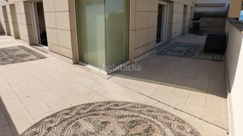 Foto cca5dfcc-66ac-44c9-9459-2971fe47503f. Alquiler ático en paseo de Almería 36 en Centro Almería