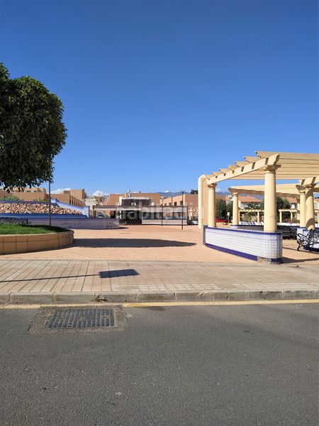 Foto 4ab341c1-3f37-4d5b-8f4e-66337bbeb98b. Casa pareada en calle kant 30 en Huércal de Almería