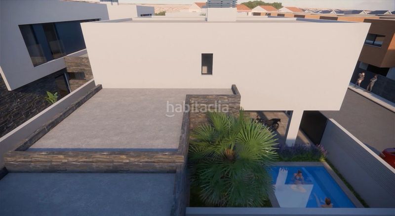 Foto 643c0105-e5a0-45fe-bcdd-a20b7d1b4fc0. Casa pareada en calle kant 30 en Huércal de Almería