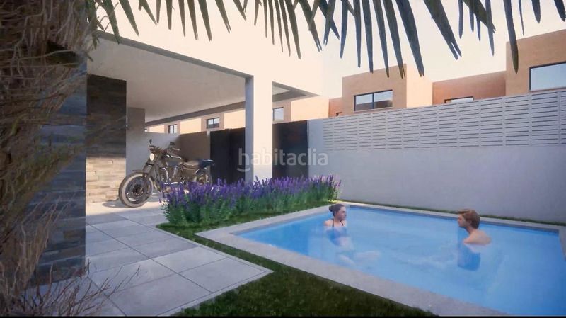 Foto dace9bae-4738-4cec-9734-dedeea7fdcf1. Casa pareada en calle kant 30 en Huércal de Almería