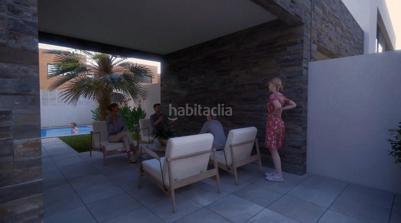 Foto f517c3bc-f2de-455e-a7c9-5c753c6f8783. Casa pareada en calle kant 30 en Huércal de Almería