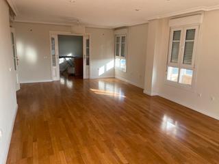 Miete Etagenwohnung  Avenida nuestra señora de montserrat