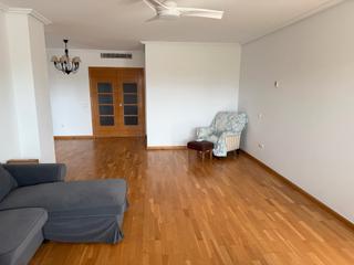 Appartement  Calle francisco rabal. Piso de 4 dormitorios en la vega