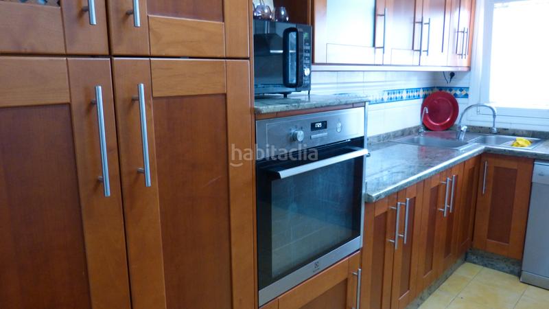 Foto 65db3c8f-ce1a-49ad-8cf1-83c78e888ab5. Semi detached house with fireplace parking pool in Almería