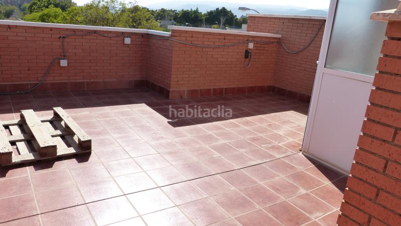 Foto 6fdac38f-ef80-4462-804e-079e6d093ee7. Semi detached house with fireplace parking pool in Almería