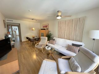 Rent Flat  Plaza 3 de abril. Piso plaza 3 de abril