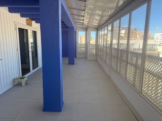 Affitto Appartamento in Calle juan lirola 23. Atico en el centro