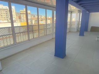 Location Appartement à Calle juan lirola 23. Atico en el centro