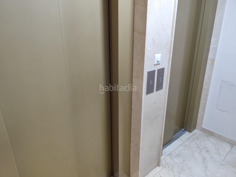 Foto 00fa7903-1753-4e62-afbe-8abccb0e3794. Location appartement dans paseo de Almería 41 dans Centro Almería